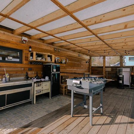 Tinylodge Am Ellertshaeuser See Stadtlauringen Kültér fotó