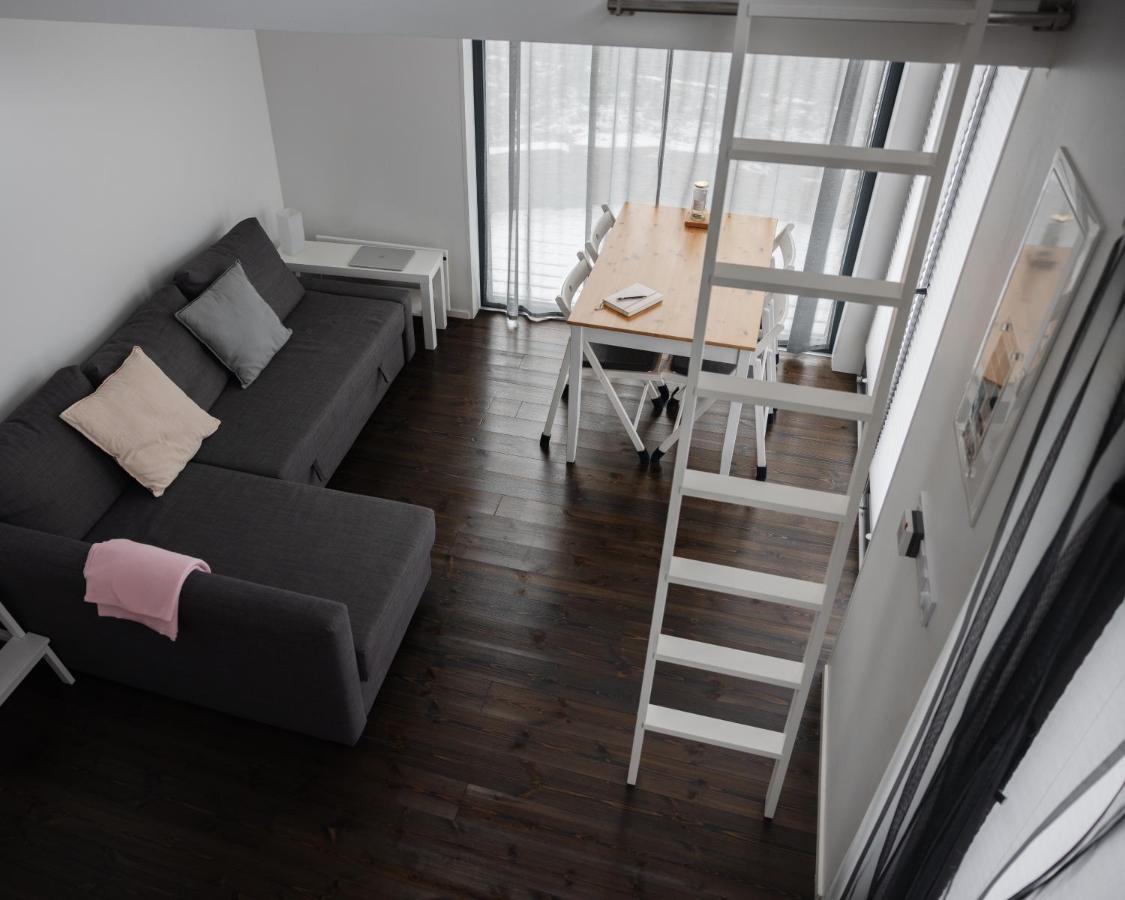 Tinylodge Am Ellertshaeuser See Stadtlauringen Kültér fotó